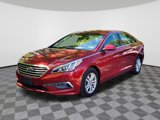 Used 2015 Hyundai Sonata SE image 2