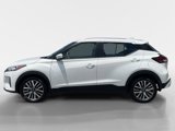 Used 2024 Nissan Kicks SV image 3