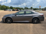 Used 2024 Toyota Camry SE image 2