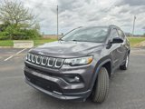 Used 2022 Jeep Compass Latitude image 3