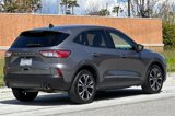 Used 2022 Ford Escape SE w/ SE Sport Appearance Package image 4