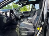 Used 2018 Toyota RAV4 SE image 3