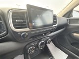 Used 2020 Hyundai Venue SEL image 5