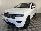 Used 2022 Jeep Grand Cherokee Laredo X image 3