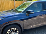 Used 2020 Toyota Highlander XLE image 4