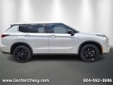 Used 2022 Mitsubishi Outlander SE image 6