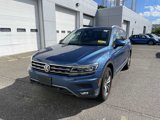 Used 2018 Volkswagen Tiguan SEL Premium image 2