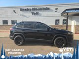 Used 2019 Jeep Cherokee Limited w/ Technology Group image 2