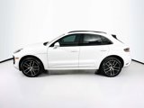 Certified 2025 Porsche Macan image 2