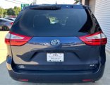 Used 2018 Toyota Sienna XLE image 5