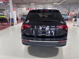 Used 2024 Volkswagen Tiguan SE image 4