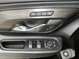 Certified 2023 GMC Terrain SLT w/ Infotainment Package II image 5
