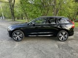 Certified 2022 Volvo XC60 B5 Inscription w/ Climate Package image 5