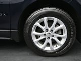 Used 2020 Chevrolet Equinox LS image 2
