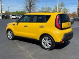 Used 2014 Kia Soul + image 5