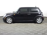 Used 2013 MINI Cooper Hardtop w/ Premium Pkg image 2