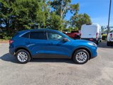 Used 2022 Ford Escape SE image 3