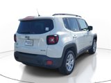Used 2017 Jeep Renegade Latitude image 5