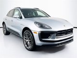Certified 2024 Porsche Macan image 3