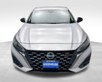 Used 2023 Nissan Altima 2.5 SR image 2
