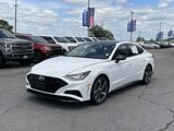 Used 2023 Hyundai Sonata SEL Plus image 3