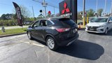 Used 2022 Ford Escape SE image 5