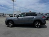 Used 2021 Volkswagen Atlas Cross Sport SE image 2