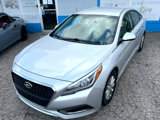 Used 2016 Hyundai Sonata SE image 2