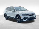 Used 2024 Volkswagen Tiguan S image 3