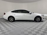 Used 2022 Hyundai Sonata SE image 2
