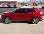 Used 2022 Ford Edge Titanium image 4
