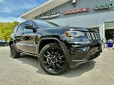 Used 2022 Jeep Grand Cherokee Laredo X image 3