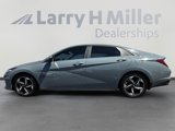 Used 2023 Hyundai Elantra Limited image 2