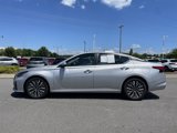 Used 2023 Nissan Altima 2.5 SV image 4