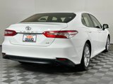 Used 2018 Toyota Camry LE image 4