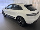 Certified 2022 Porsche Macan image 3