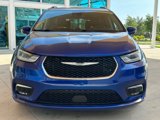Used 2021 Chrysler Pacifica Touring-L image 2
