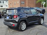Used 2023 Jeep Renegade Latitude w/ Premium Group image 5