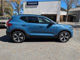 Used 2023 Volvo XC40 B5 Plus image 3