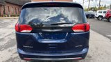 Used 2017 Chrysler Pacifica Limited w/ Advanced Safetytec Group image 4