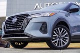 Used 2024 Nissan Kicks SV image 2