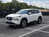 Used 2021 Nissan Rogue SV image 1