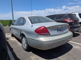 Used 2005 Ford Taurus SEL image 4