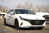Used 2023 Hyundai Elantra SEL image 2