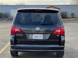 Used 2011 Volkswagen Routan SE image 6