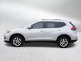 Used 2017 Nissan Rogue SV image 4