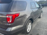 Used 2017 Ford Explorer XLT w/ Equipment Group 202A image 3