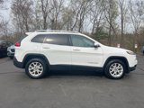 Used 2016 Jeep Cherokee Latitude w/ Cold Weather Group image 5