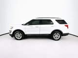 Used 2017 Ford Explorer XLT w/ Equipment Group 202A image 4
