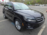 Used 2015 Volkswagen Tiguan SE image 2